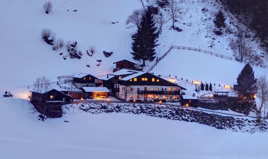 Lechnerhof Bed & Breakfast Lutago Exterior foto